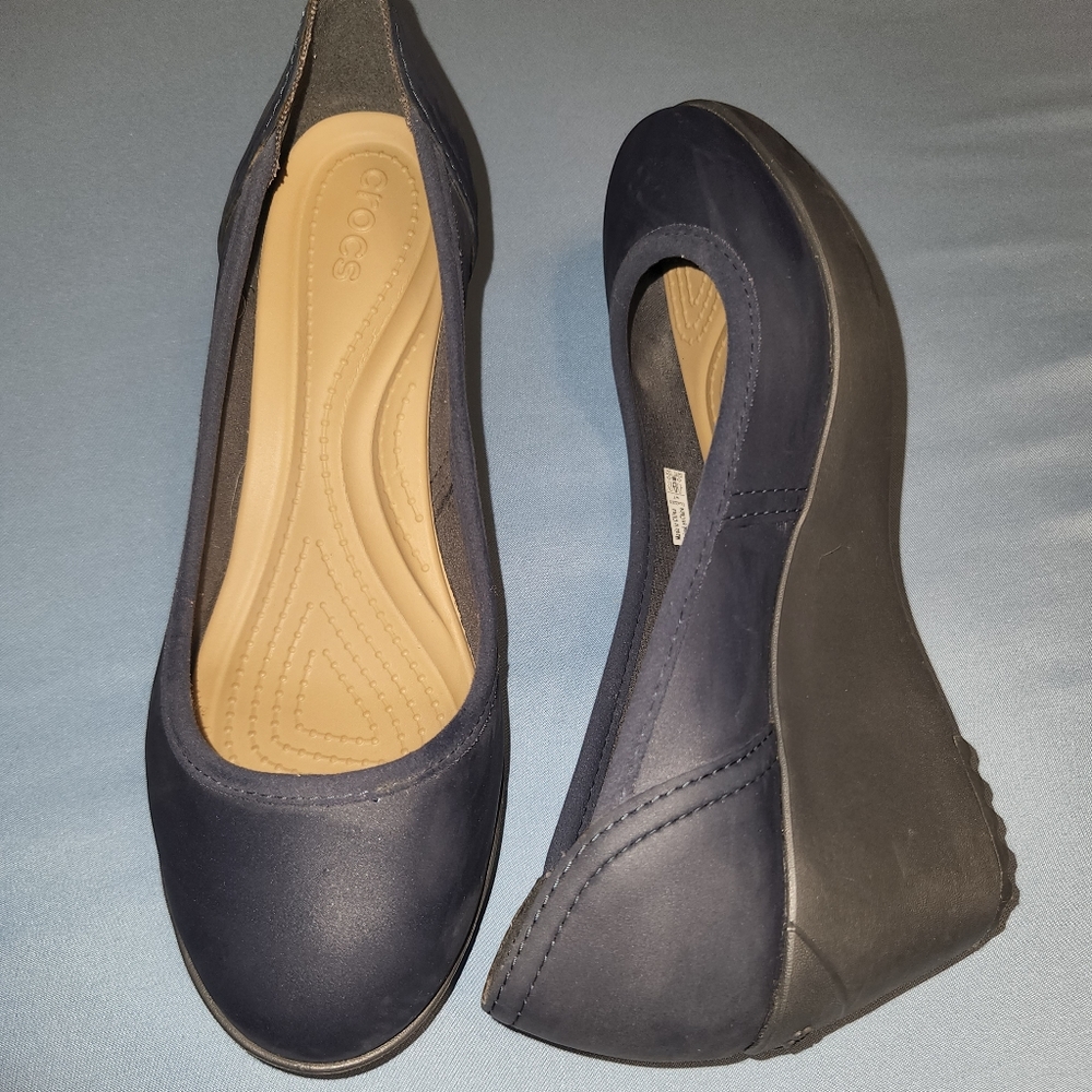 Heeled Crocs - Picture 2 of 3